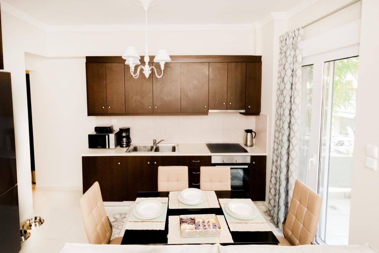 Best House, Ellinou Stratiotou, Ayia, Patra المظهر الخارجي الصورة